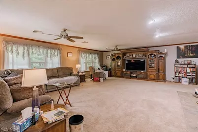 7814 Poorman Road, Vermilion, OH 44089 - Photo 6