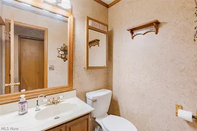 7814 Poorman Road, Vermilion, OH 44089 - Photo 22