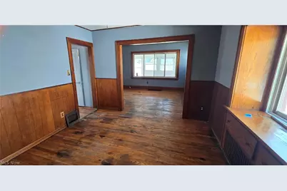 647 Columbia Avenue, Akron, OH 44310 - Photo 14