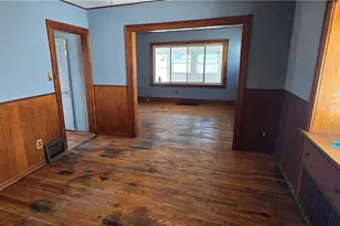 647 Columbia Ave, Akron, OH 44310 - Photo 14
