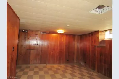 25250 Treadwell Avenue, Euclid, OH 44117 - Photo 18