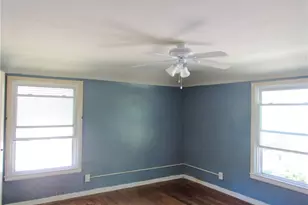 25250 Treadwell Ave, Euclid, OH 44117 - Photo 8