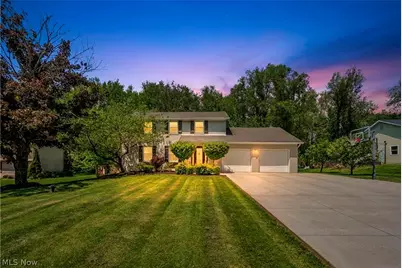 2635 Henrietta Drive, Green, OH 44685 - Photo 2