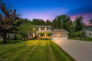 2635 Henrietta Dr, Green, OH 44685 - Photo 2