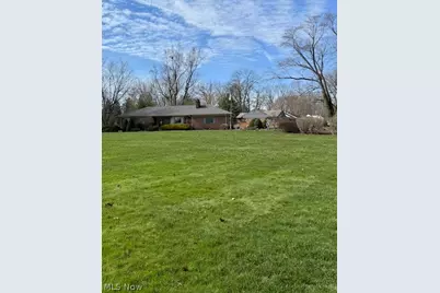 4122 Devon Drive SE, Warren, OH 44484 - Photo 2