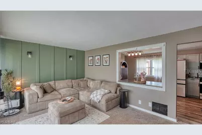 212 Westview Drive, New Concord, OH 43762 - Photo 4