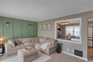 212 Westview Dr, New Concord, OH 43762 - Photo 4