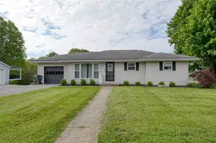212 Westview Dr, New Concord, OH 43762 - Photo 1