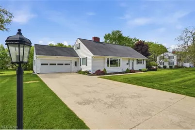 1416 W 64th Street, Ashtabula, OH 44004 - Photo 2