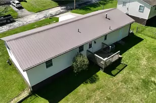 239 Locust Dr, Mineral Wells, WV 26150 - Photo 6