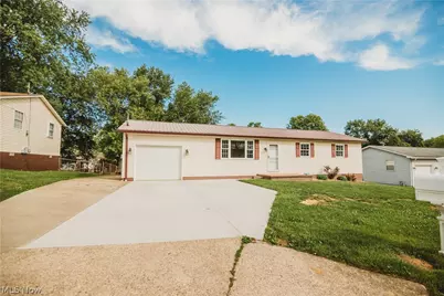239 Locust Drive, Mineral Wells, WV 26150 - Photo 1