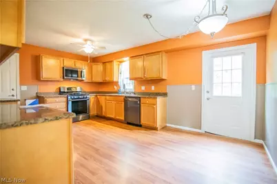 239 Locust Drive, Mineral Wells, WV 26150 - Photo 20