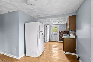 7145 Bloomfield Rd, Cambridge, OH 43725 - Photo 6
