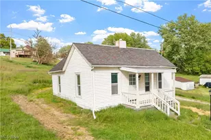 7145 Bloomfield Rd, Cambridge, OH 43725 - Photo 4