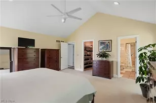 2252 Heston Dr, Lake Milton, OH 44429 - Photo 16