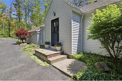 8977 Cedar Road, Chesterland, OH 44026 - Photo 50