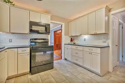 3239 Market Avenue N, Canton, OH 44714 - Photo 8