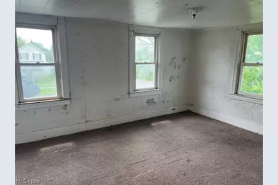 2503 E 29th Street, Lorain, OH 44055 - Photo 6