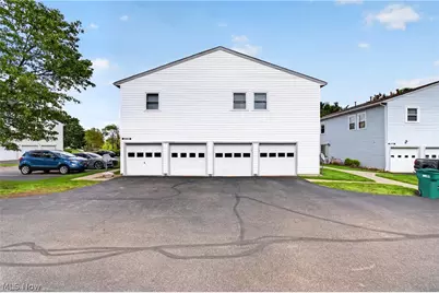2549 Royal County Down Drive #15B, Uniontown, OH 44685 - Photo 18