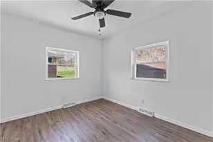 353 Weirton Ave, Weirton, WV 26062 - Photo 12