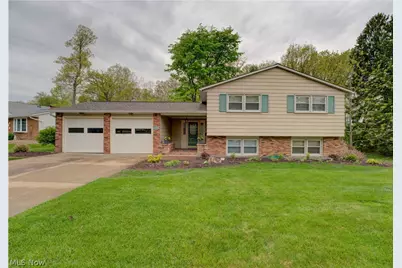 724 Strowbridge Drive, Huron, OH 44839 - Photo 1