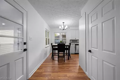 670 Davis Street, Akron, OH 44310 - Photo 10