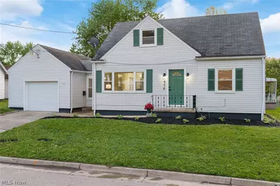 670 Davis Street, Akron, OH 44310 - Photo 4