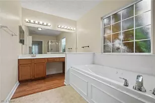 1257 Muchney Cir, Akron, OH 44312 - Photo 18