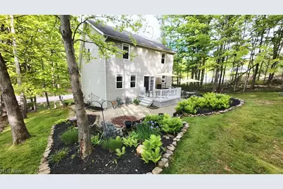 677 Floral Valley E, Howard, OH 43028 - Photo 6