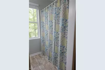 677 Floral Valley E, Howard, OH 43028 - Photo 36