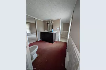 225 W Ohio Avenue, Sebring, OH 44672 - Photo 12