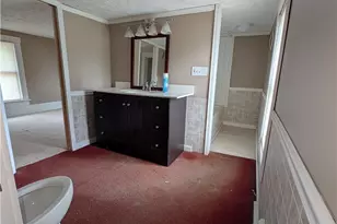225 W Ohio Ave, Sebring, OH 44672 - Photo 12