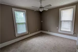 225 W Ohio Ave, Sebring, OH 44672 - Photo 10