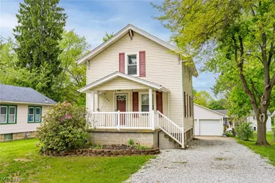 198 Stratford Avenue, Wadsworth, OH 44281 - Photo 1