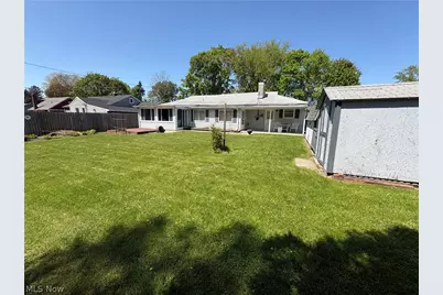 1942 E 41st Street, Ashtabula, OH 44004 - Photo 4
