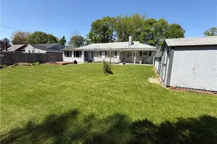 1942 E 41st St, Ashtabula, OH 44004 - Photo 4