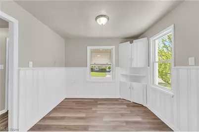 14205 Corridon Avenue, Maple Heights, OH 44137 - Photo 10