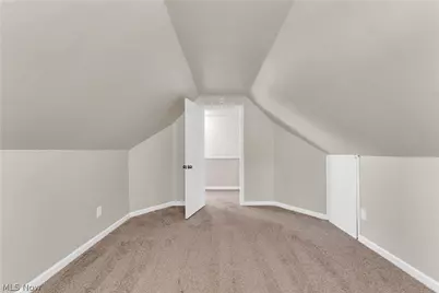 14205 Corridon Avenue, Maple Heights, OH 44137 - Photo 16