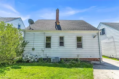 14205 Corridon Avenue, Maple Heights, OH 44137 - Photo 24
