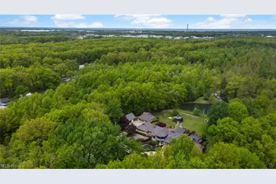 36900 Chester Road, Avon, OH 44011 - Photo 12
