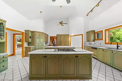 36900 Chester Road, Avon, OH 44011 - Photo 18