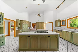 36900 Chester Rd, Avon, OH 44011 - Photo 18