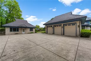 36900 Chester Rd, Avon, OH 44011 - Photo 4