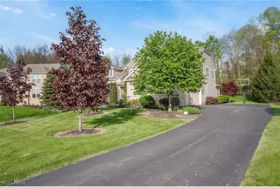 7695 Cottonwood Trail, Chagrin Falls, OH 44023 - Photo 44