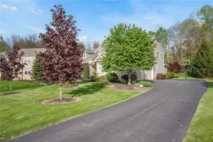7695 Cottonwood Trail, Chagrin Falls, OH 44023 - Photo 44