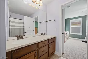 7695 Cottonwood Trail, Chagrin Falls, OH 44023 - Photo 36