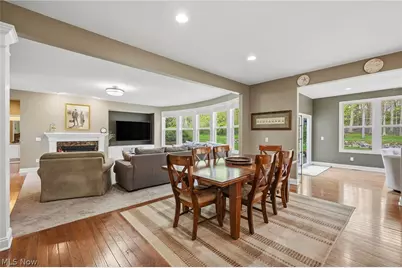 7695 Cottonwood Trail, Chagrin Falls, OH 44023 - Photo 26
