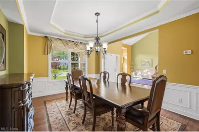 7695 Cottonwood Trail, Chagrin Falls, OH 44023 - Photo 6
