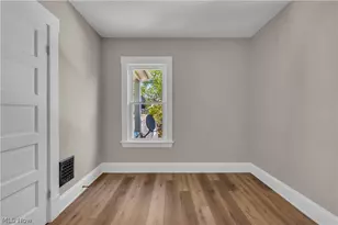 3921 W 21st St, Loveland, OH 44109 - Photo 14
