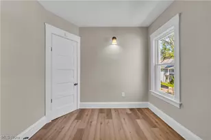 3921 W 21st St, Loveland, OH 44109 - Photo 16